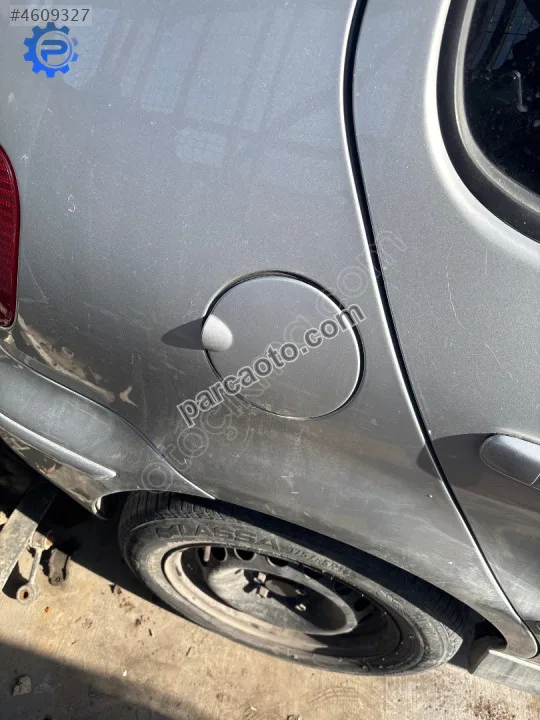 Çıkma vw polo hb depo kapağı