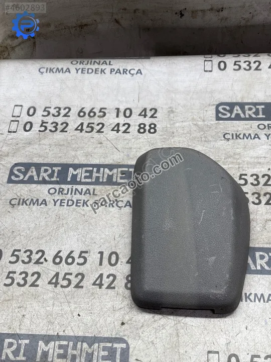 Çıkma vw caddy sol arka emniyet kemeri kapağı
