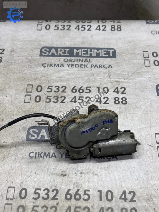 ÇIKMA OPEL ASTRA F HB ARKA SİLECEK MOTORU ÇIKMA OPEL ASTRA F HB ARKA SİLECEK MOTORU