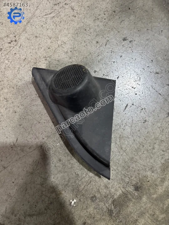 Çıkma toyota corolla sağ ön muska