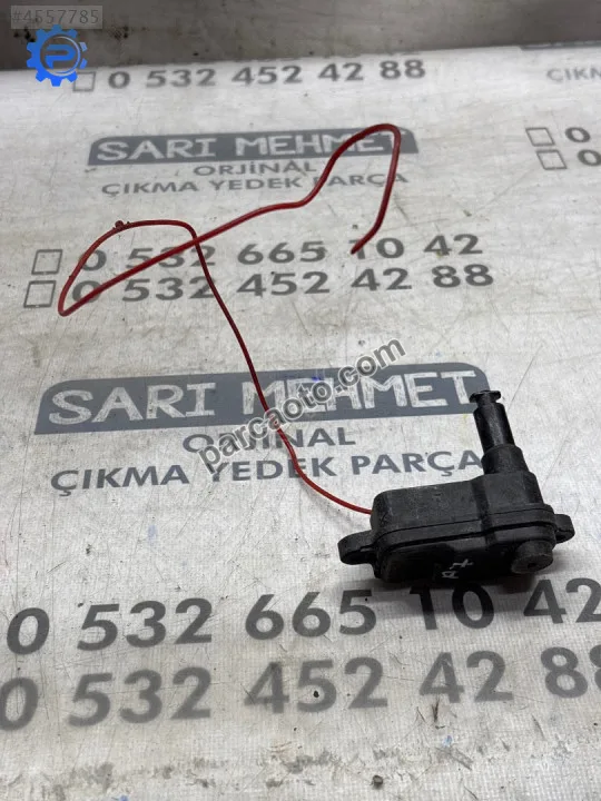 ÇIKMA AUDİ A7 DEPO KAPAĞI MOTORU 4L0862155C ÇIKMA AUDİ A7 DEPO KAPAĞI MOTORU 4L0862155C