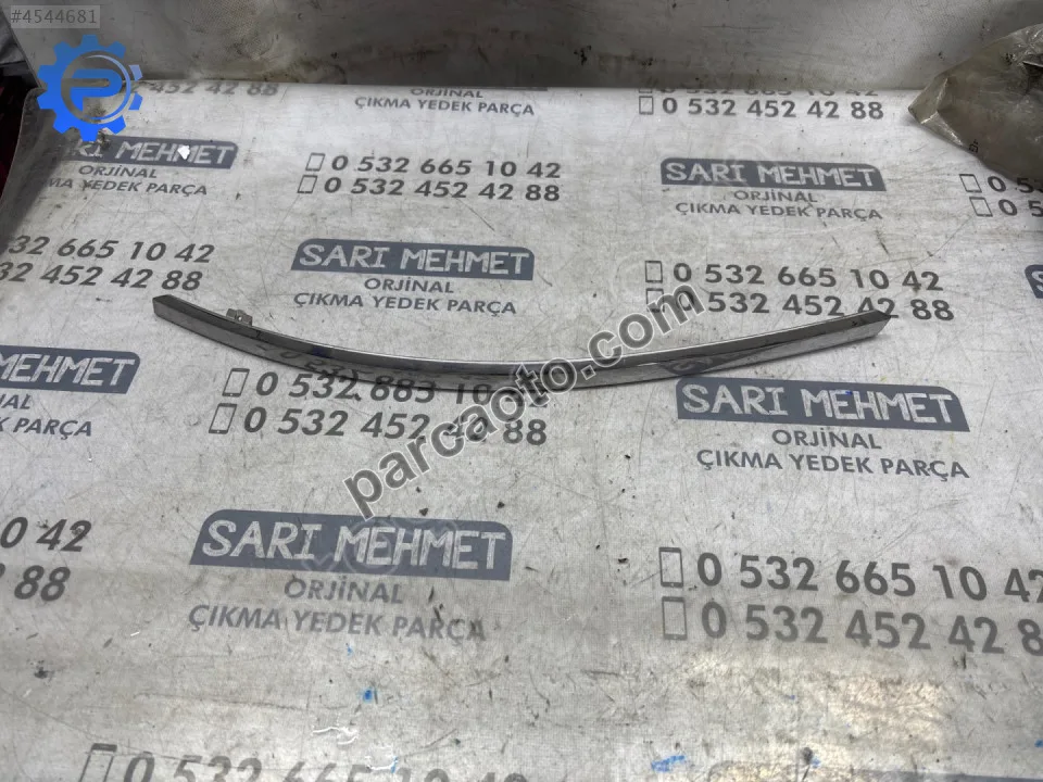 Çıkma audi a6 sol sis farı üst nikelajı 2005-2008