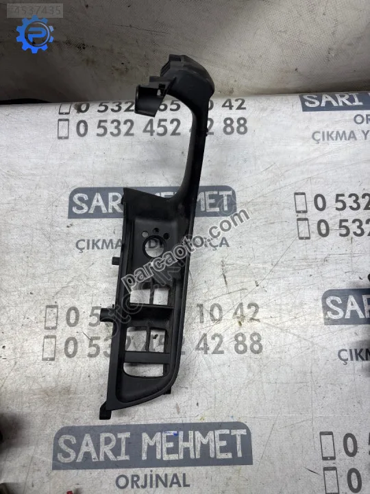 Çıkma audi a3 sol ön cam düğmesi