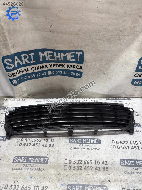 Çıkma yan sanayi renault fluence ön tampon orta ızgarası