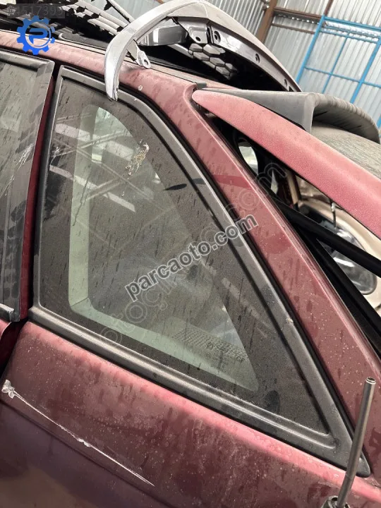 Çıkma opel astra f sol arka kelebek camı