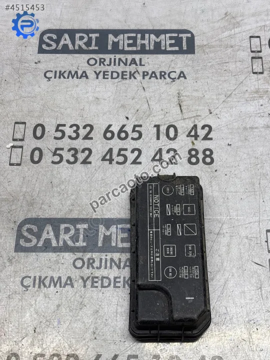 Çıkma toyota corolla sigorta kutusu kapağı