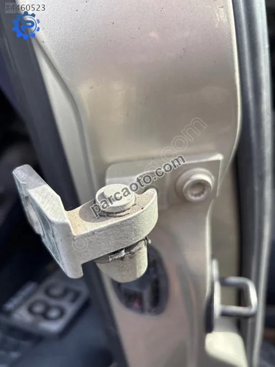 Çıkma seat toledo sağ arka kapı menteşesi üst