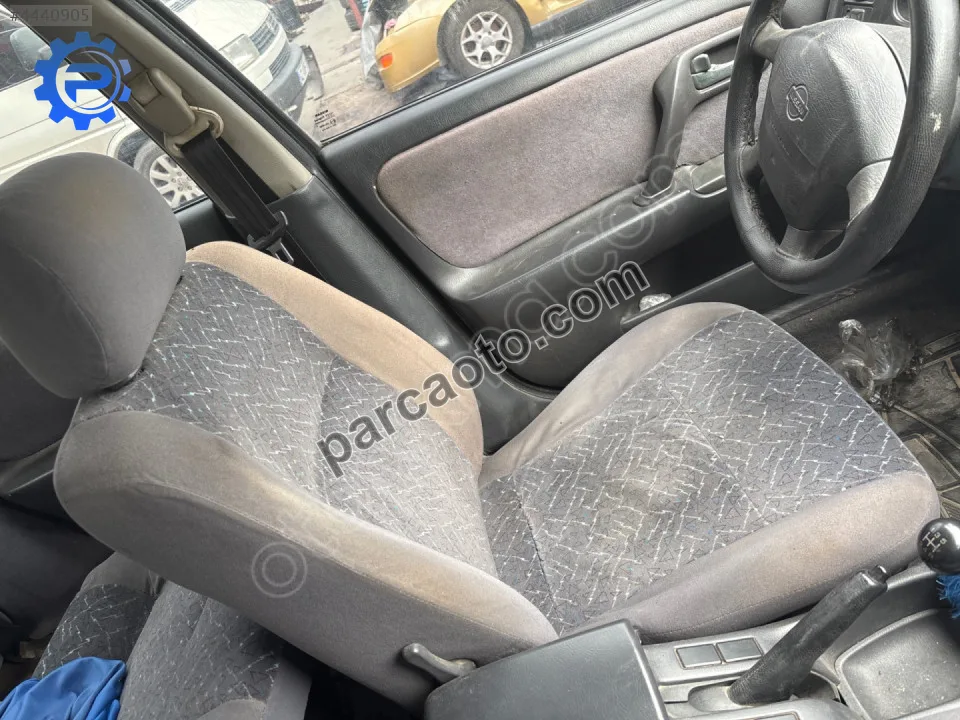 Çıkma nissan primera şoför koltuğu
