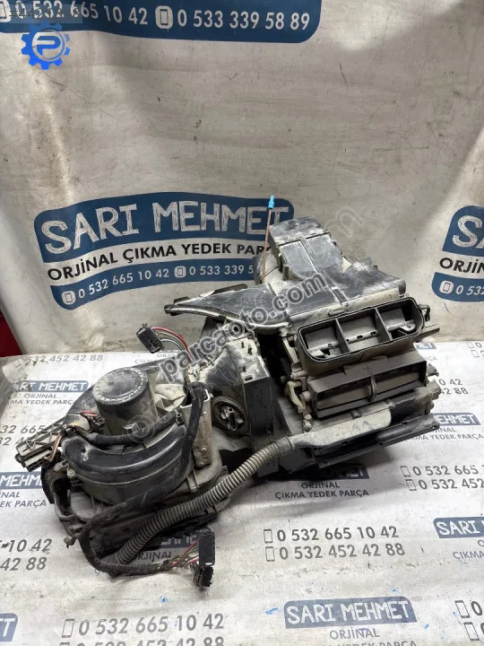 Çıkma skoda fabia kalorifer kazanı kutusu 6q1820308h