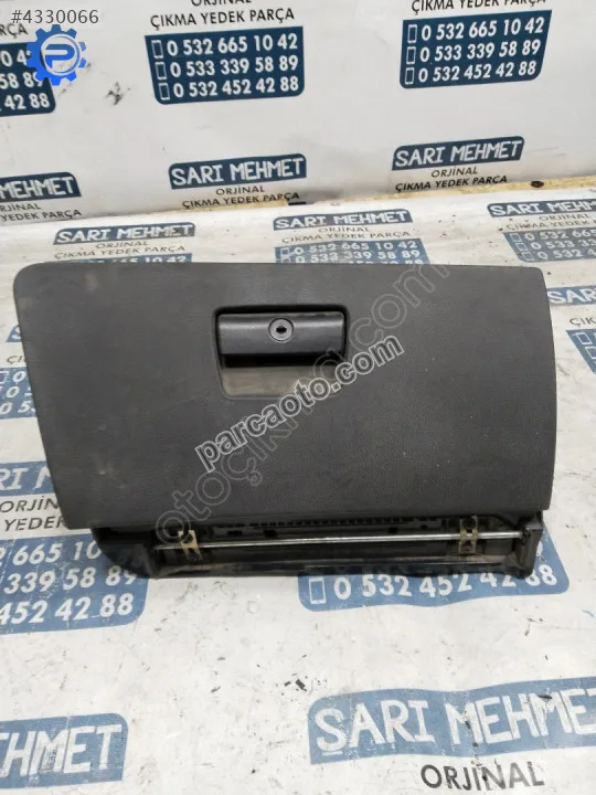 Çıkma bmv e90 torpido kapağı