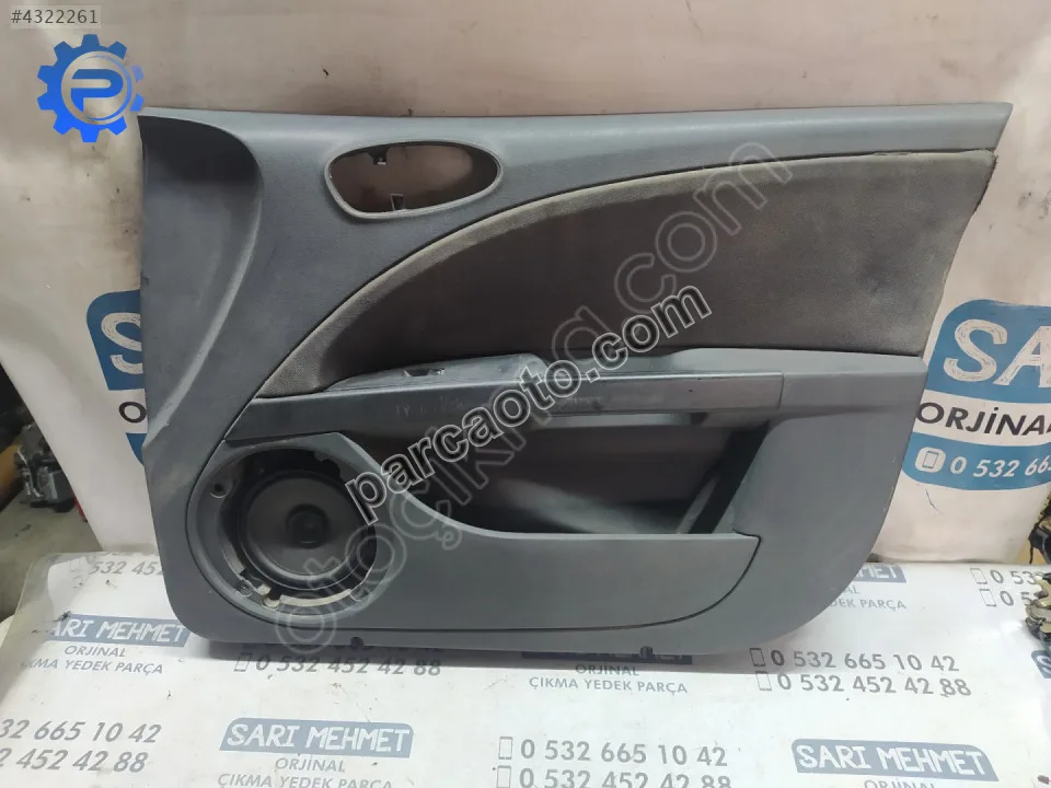 Çıkma seat leon sağ ön kapı döşemesi d-458