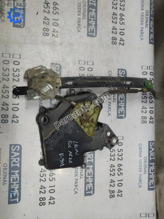 Çıkma seat leon sol arka cam krikosu k-901