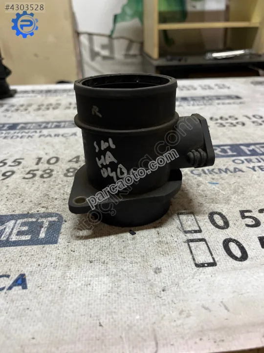 Çıkma vw passat 1.8 06a 906 461 n 0 280 218 100 hava akışmetre