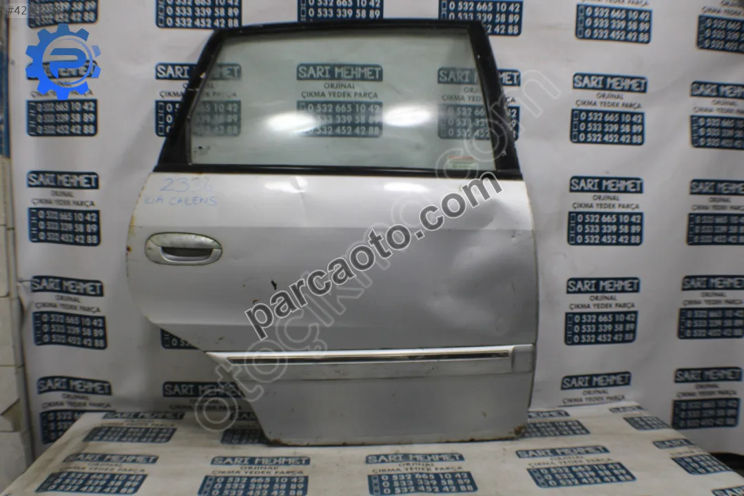 ÇIKMA KİA CARENS SAĞ ARKA KAPI 2436 ÇIKMA KİA CARENS SAĞ ARKA KAPI 2436