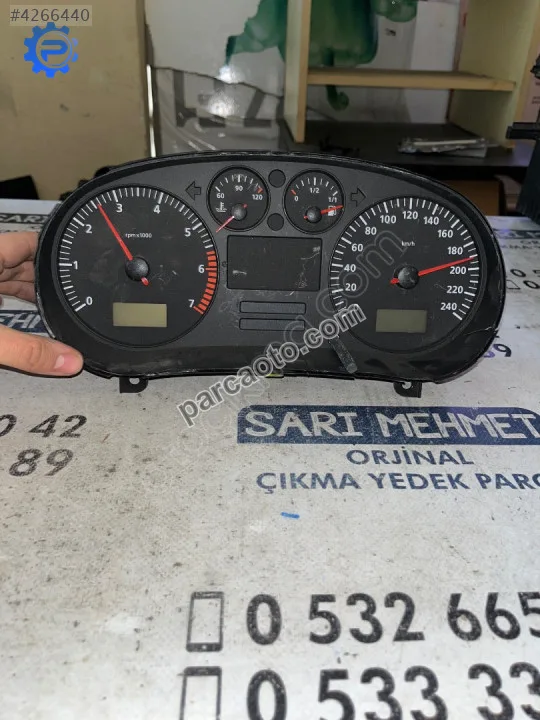 Çıkma seat leon toledo 1m0920801v kilometre saati