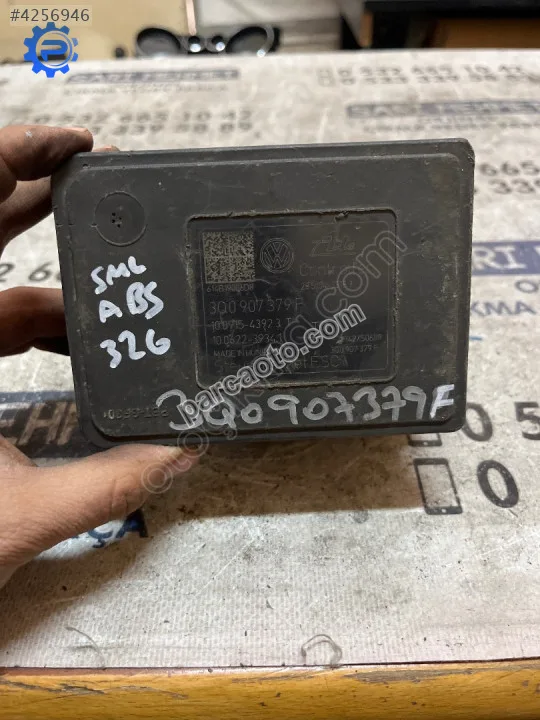 Çıkma vw golf 7 audı a3 passat b8 3q0 907 379 f abs beyni