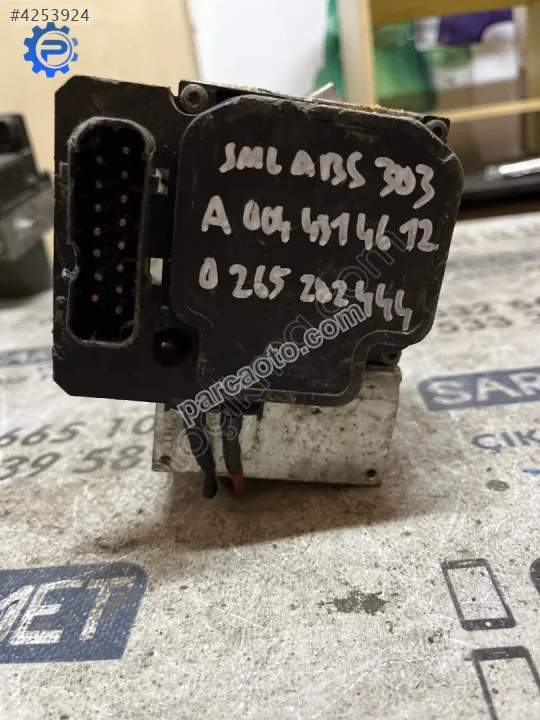 Çıkma mercedes w220 0 265 202 444 a 004 431 46 12 abs beyni