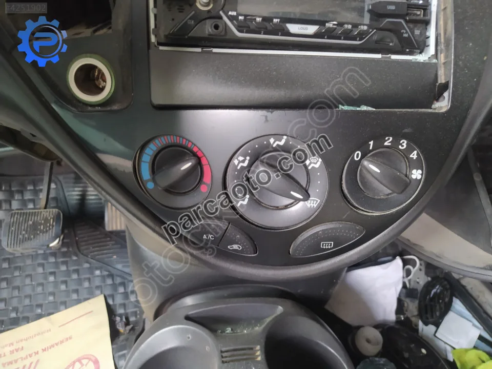 Çıkma ford focus klima kontrol paneli