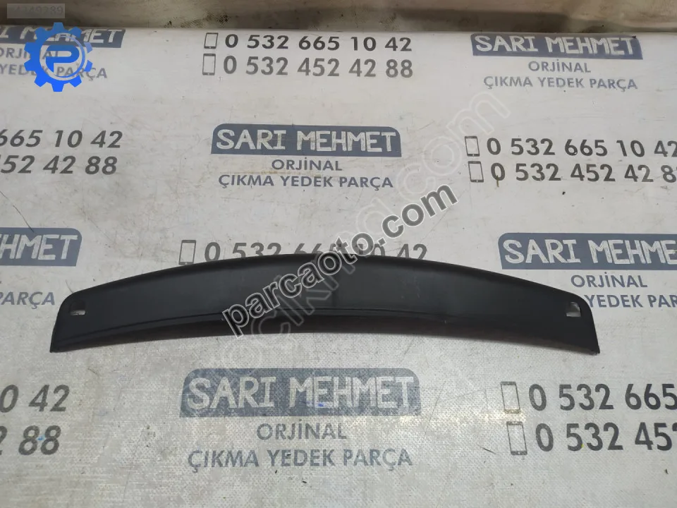 Sıfır yan sanayi renault megane 2 bagaj 3. stop kapağı