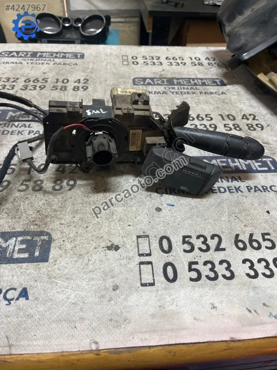 Çıkma renault laguna 1 sinyal kolu multimedya tuşu