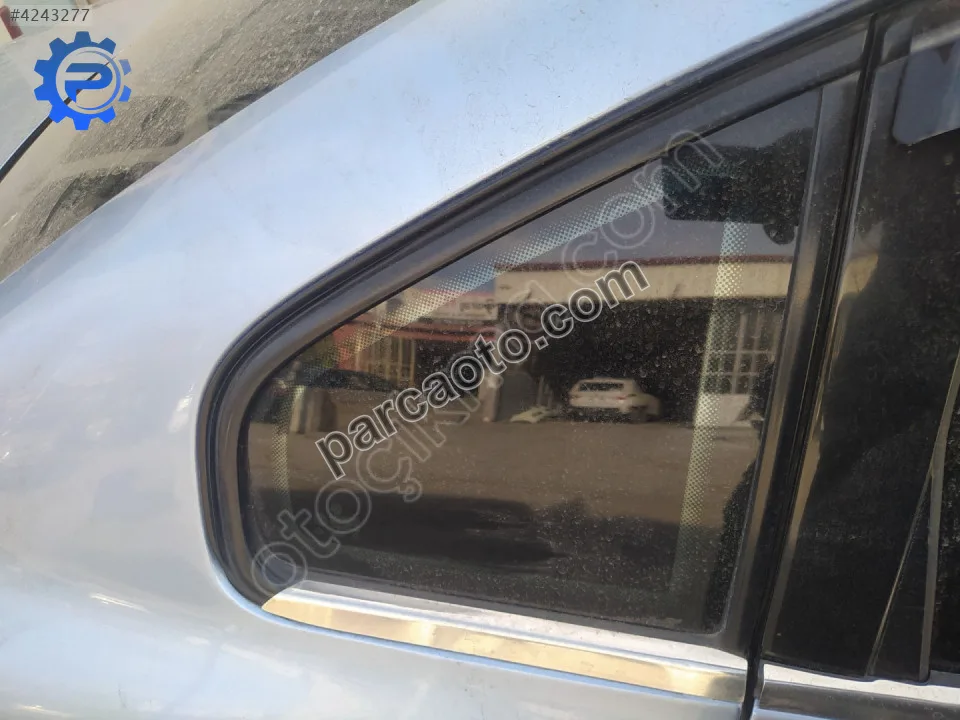 Volkswagen Passat Kelebek Cam Arka - Konya Selçuklu