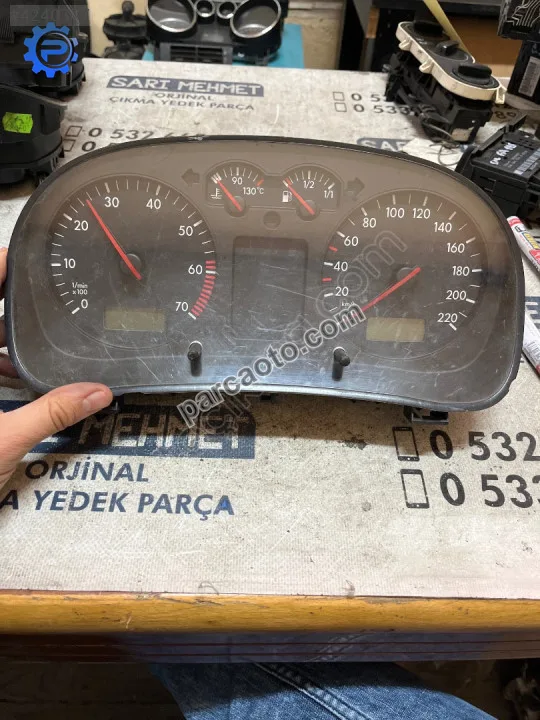 Çıkma vw golf 4 bora 1j0920 801 1j0920801 kilometre saati