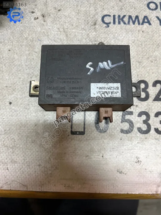 ÇIKMA VW GOLF 3 1H0 953 257 BB 1H0953257BB IMMOBİLİZER BEYNİ ÇIKMA VW GOLF 3 1H0 953 257 BB 1H0953257BB IMMOBİLİZER BEYNİ