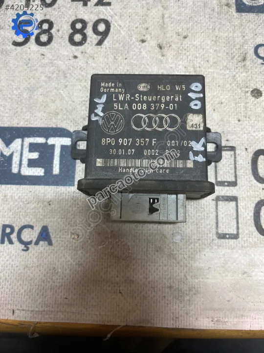 ÇIKMA AUDI Q7 8P0 907 357 F 8P0907357F FAR AYAR BEYNİ ÇIKMA AUDI Q7 8P0 907 357 F 8P0907357F FAR AYAR BEYNİ