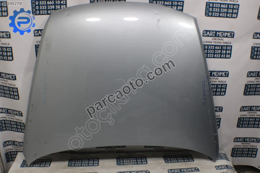 Çıkma vw touareg motor kaputu 2352