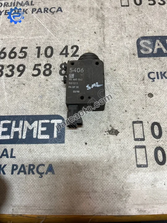 Opel Vectra Merkezi Kilit Motoru - Konya Selçuklu