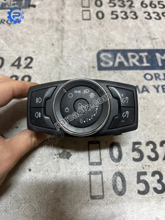 Çıkma ford transıt bm5t 13a024 cf bm5t13a024cf far anahtarı