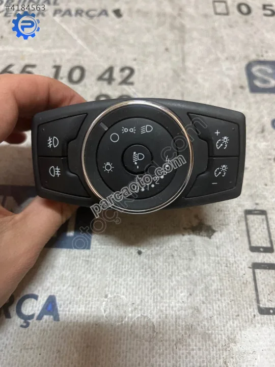 Ford Transit Courier Far - Konya Selçuklu