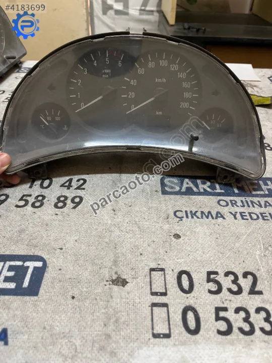 Çıkma opel corsa c 93179368 kilometre saati