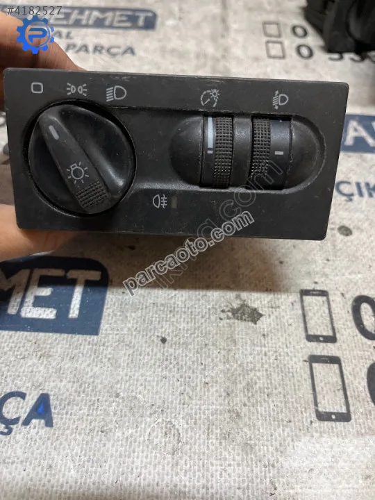 Çıkma vw golf 3 klo 1h6 941 531 n 1h6941531n far anahtarı