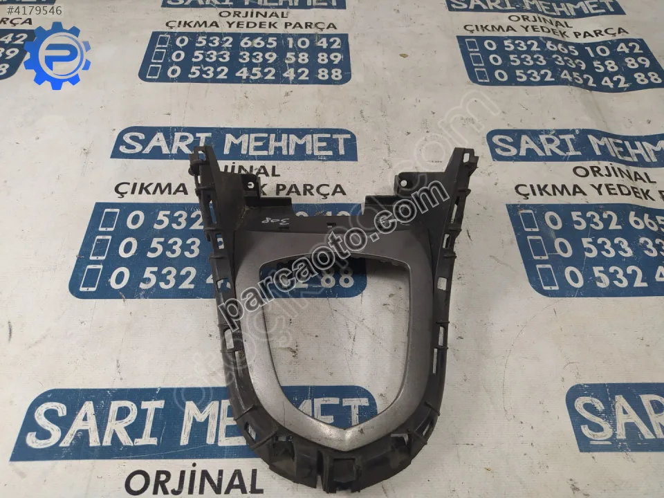 Çıkma peugeot 308 vites çerçevesi