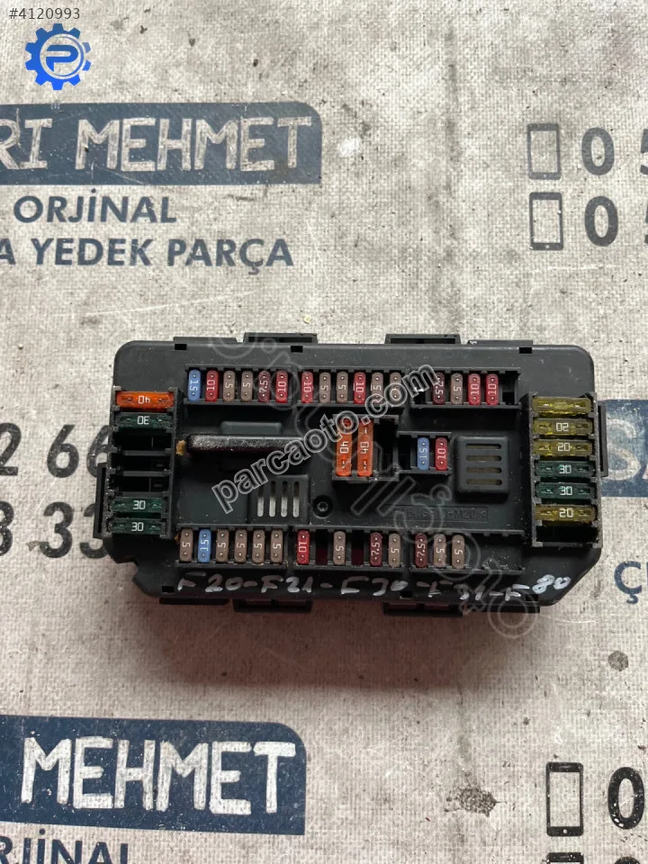 Çıkma bmw f20 922487903 sigorta kutusu