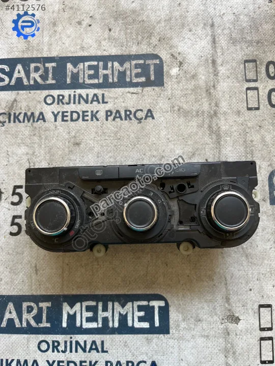 Çıkma skoda octavıa 3t0 820 047 m 3t0820047m klima kontrol paneli