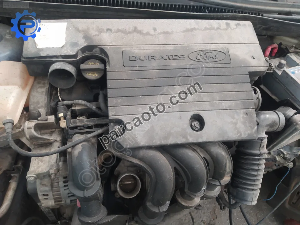 Çıkma ford fiesta motor üst plastiği