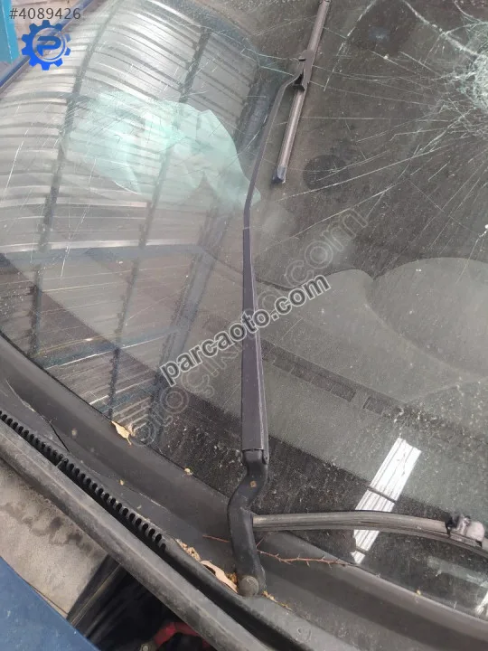 Çıkma ford fiesta sağ silecek kolu