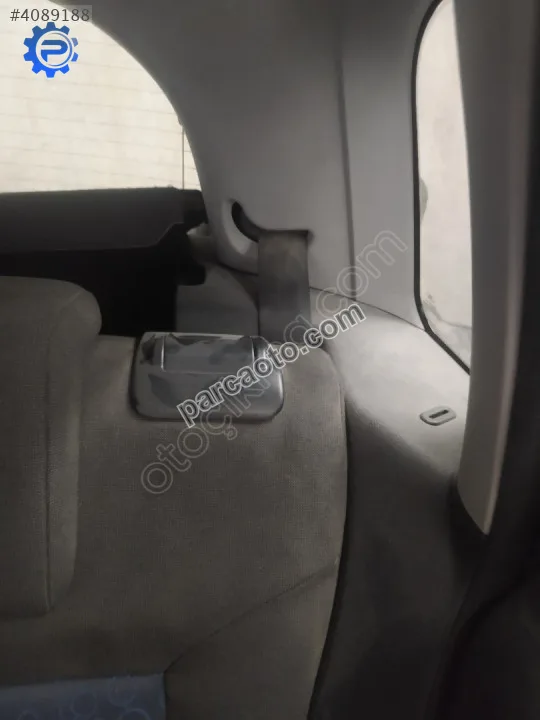 ÇIKMA FORD FİESTA SOL ARKA EMNİYET KEMERİ ÇIKMA FORD FİESTA SOL ARKA EMNİYET KEMERİ