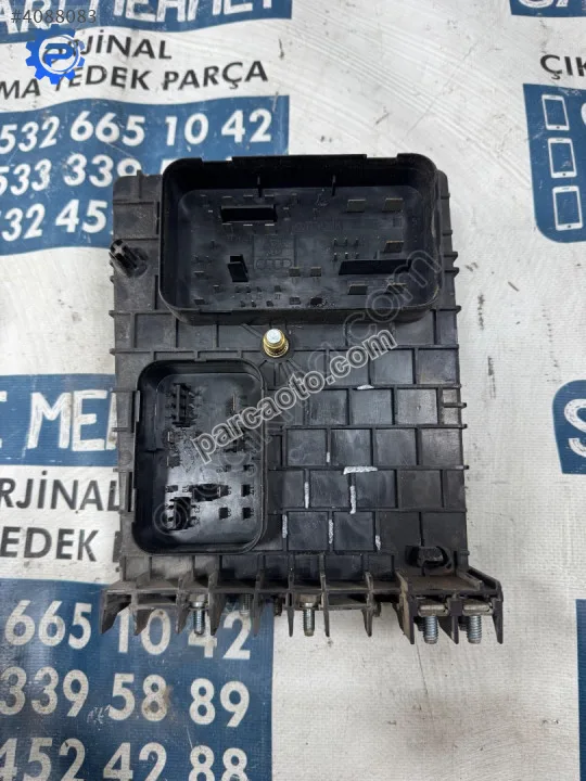 Çıkma vw caddy golf passat sigorta kutusu 1k0937124k