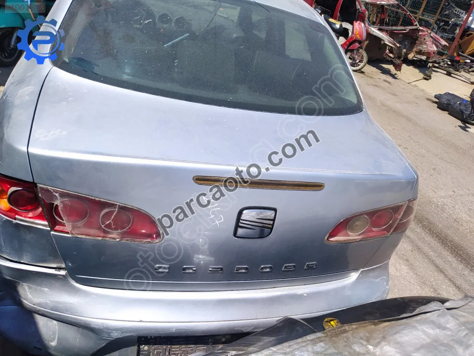 Çıkma seat cordoba bagaj kapağı 2147