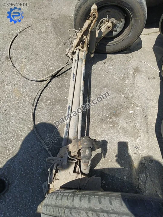 Çıkma citroen berlingo partner arka dingil