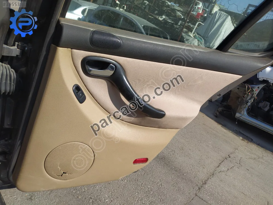 Çıkma seat toledo sağ arka kapı döşemesi