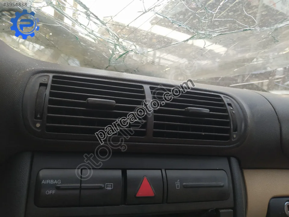 Çıkma seat toledo orta havalandırma ızgarası