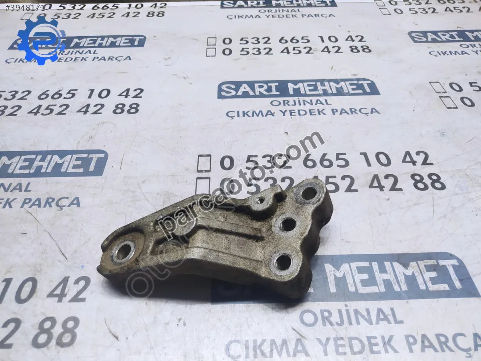 Çıkma hyundai i30 sağ motor kulağı takozu