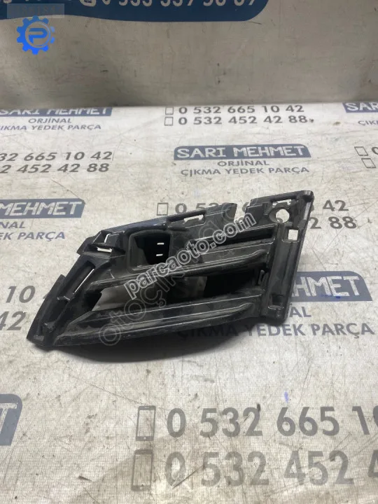 Sıfır orj skoda octavia ön panjur alt braketi