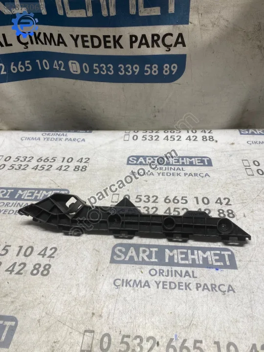 Sıfır orj toyota corolla sağ arka tampon braketi