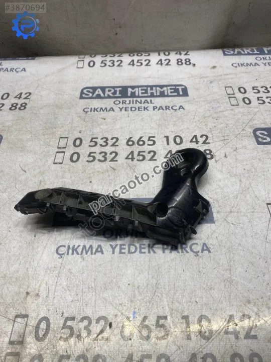 Çıkma toyota corolla sol ön tampon braketi