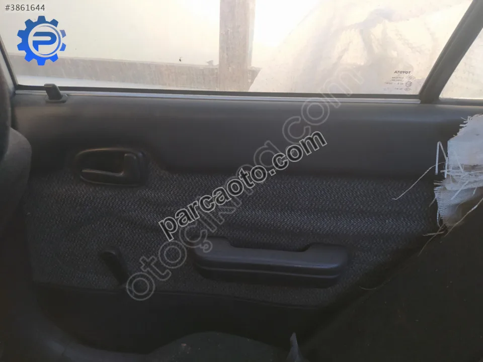 Çıkma toyota corolla 101 efsane kasa sağ arka kapı döşemesi
